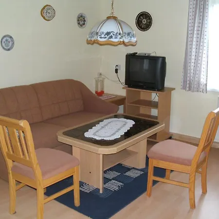 Vila Bauernhof Manuela Perner Nussdorf am Attersee Pokoj fotografie
